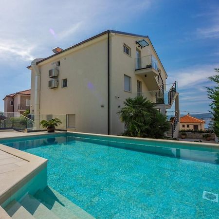 Dita A Crikvenica Exteriér fotografie
