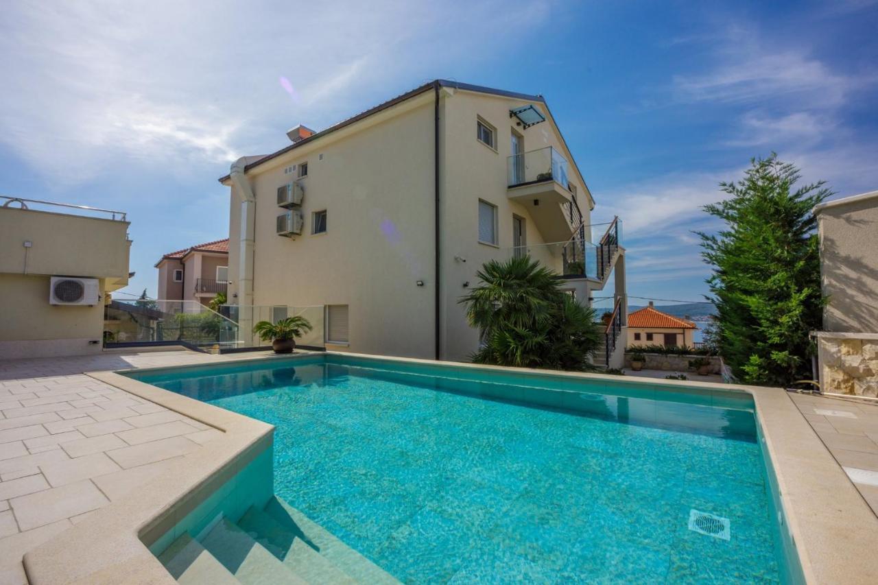 Dita A Crikvenica Exteriér fotografie